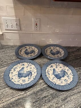 Set of 4 Queen's by Churchill Rooster Blue Dinner Plates  10 3/4" Gingham Plaid